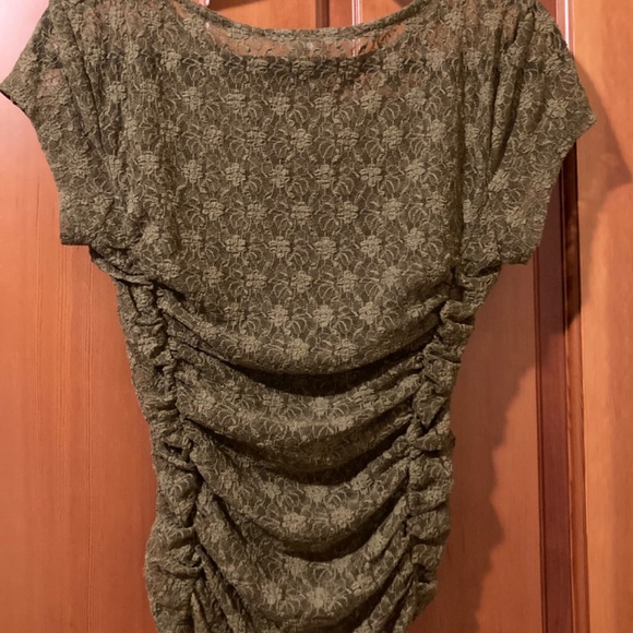 Free People Intimately semi-sheer olive green top size small - Picture 2 of 3